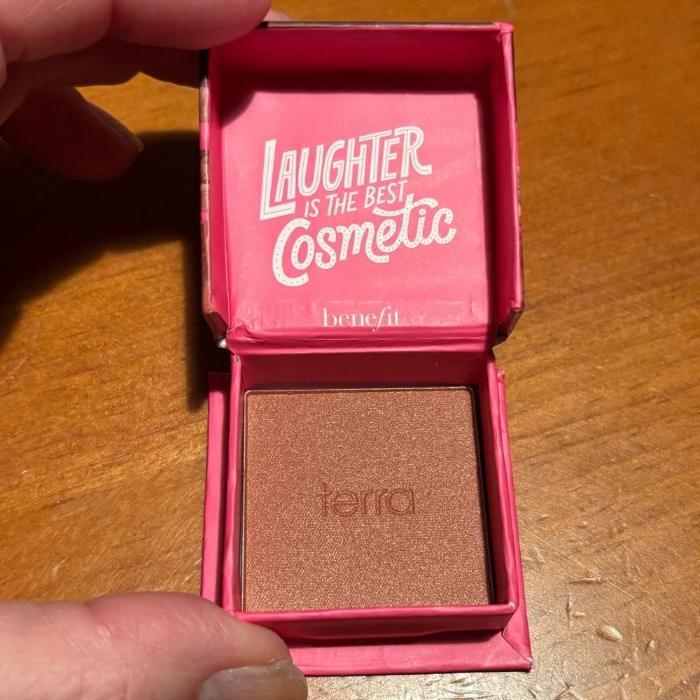 Benefit Terra Golden Brick-Red Blush